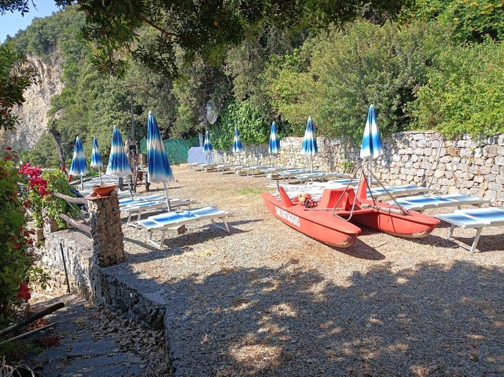 La Francesca Sud Un Villaggio"Glamping" Scario Eksteriør billede