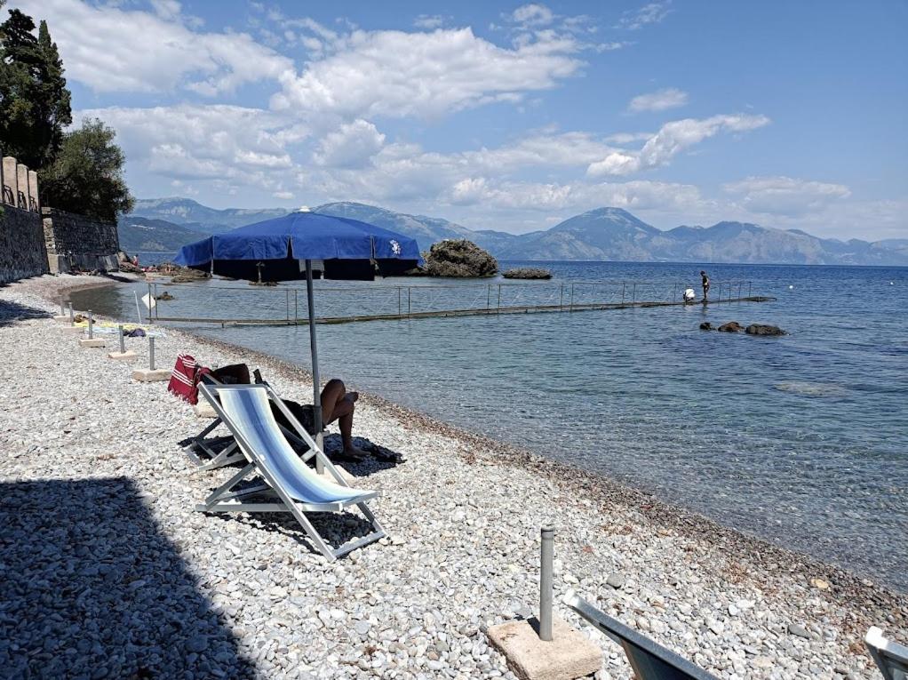 La Francesca Sud Un Villaggio"Glamping" Scario Eksteriør billede